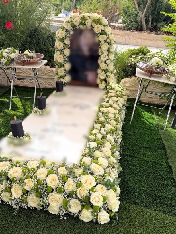 گل آرایی و تاج گل ترحیم